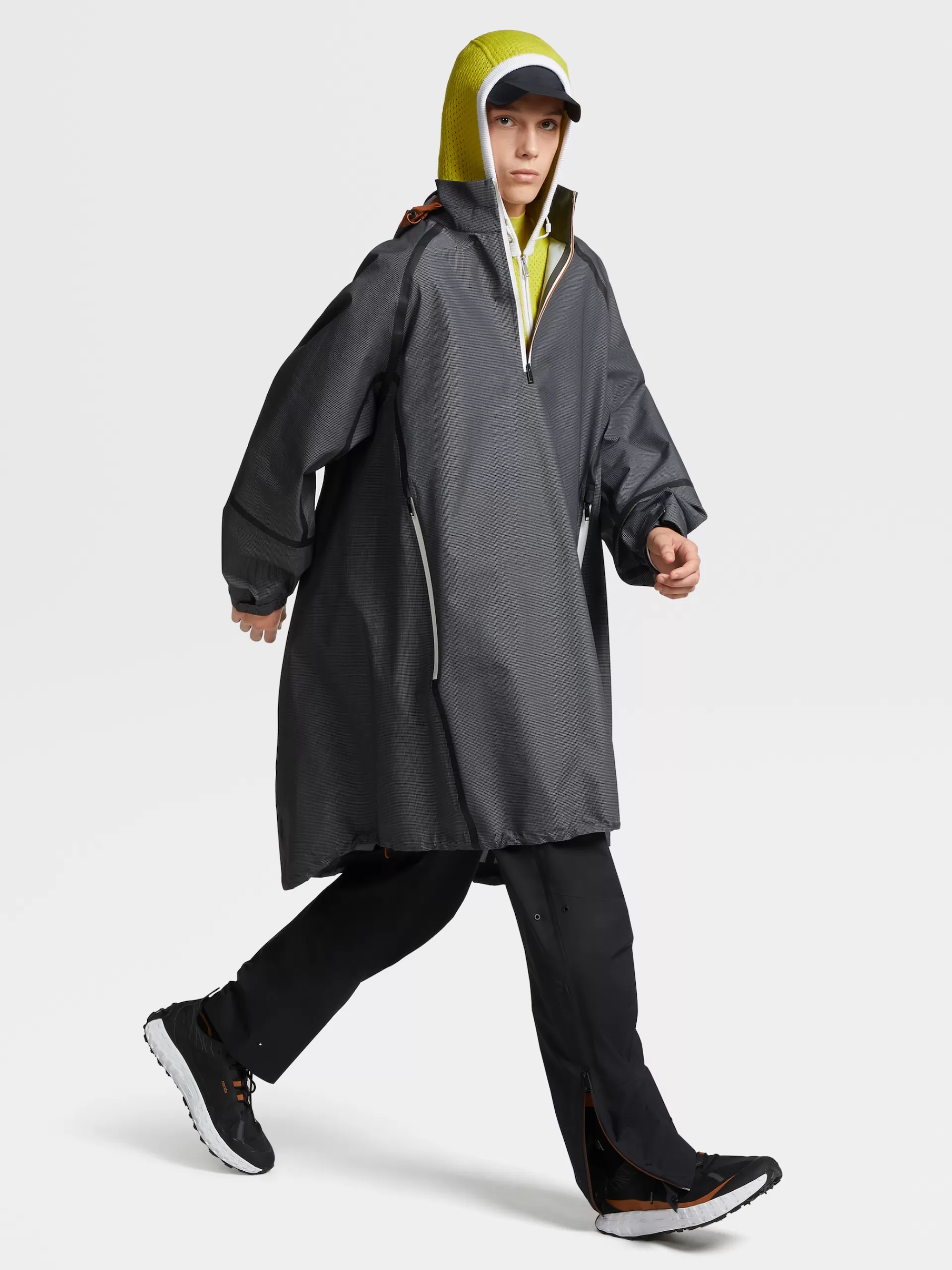 ZEGNA Blusoes E Casacos^Capa Com Capuz Preta E Branca Em La Ripstop Com Dyneema® E Construcao Em 3 Camadas Preto/Branco
