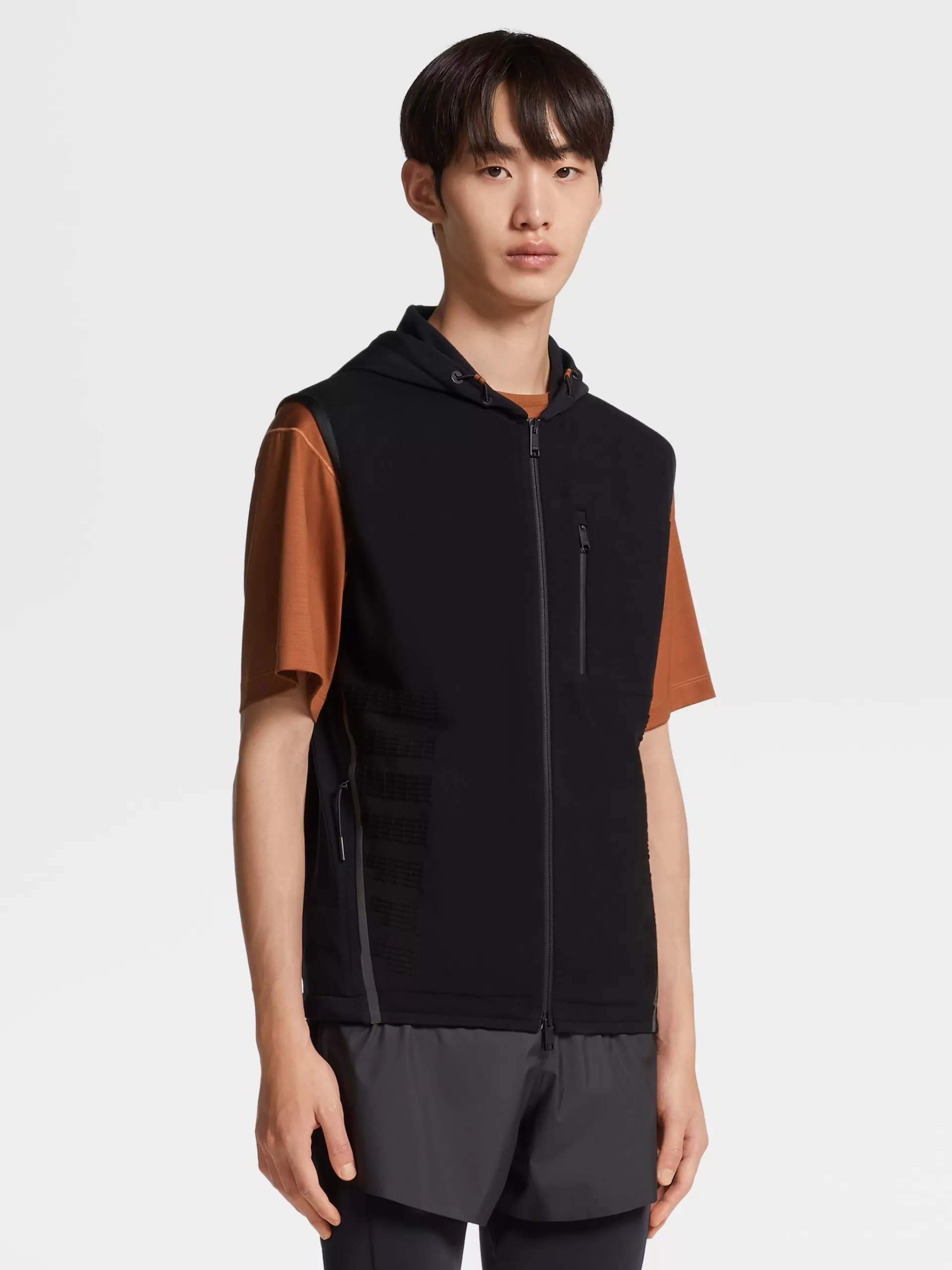 ZEGNA Blusoes E Casacos^Colete Com Capuz E Fecho De Correr Integral Em Tecido Tecnico Preto